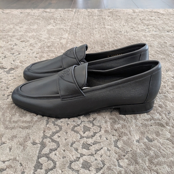 Chanel Uniform Black Leather Lambskin Loafers CC Logo Size 39.5 - Picture 8 of 10